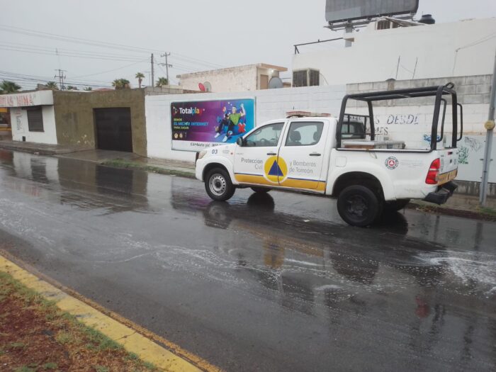 Por las lluvias, dependencias municipales mantienen recorridos de vigilancia en Torreón
